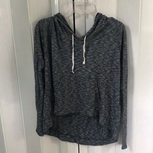 Light-weight sweatshirt